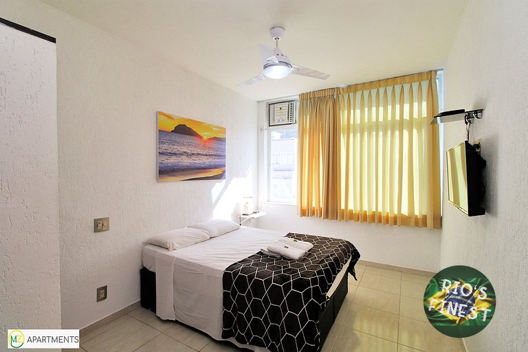 4 Bedroom Beachfront Penthouse with terrace in Rio de Janeir