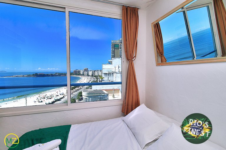 Beachfront Penthouse Apartment in Copacabana - Rio de Janeir