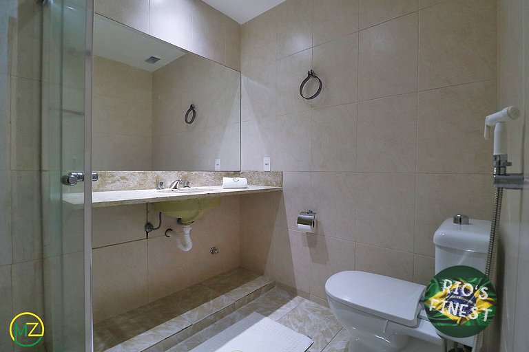 Copacabana Cobertura de 2 quartos com Piscina