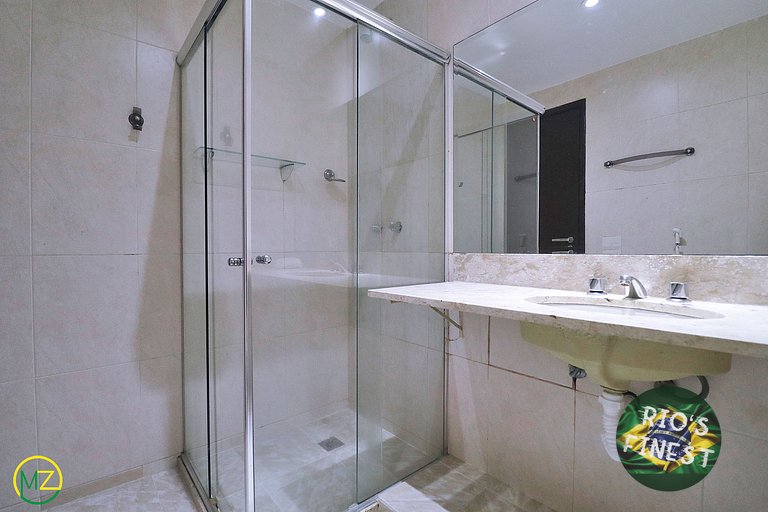 Copacabana Cobertura de 2 quartos com Piscina