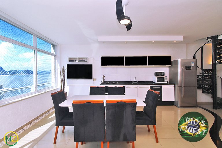 4 Bedroom Beachfront Penthouse with terrace in Rio de Janeir
