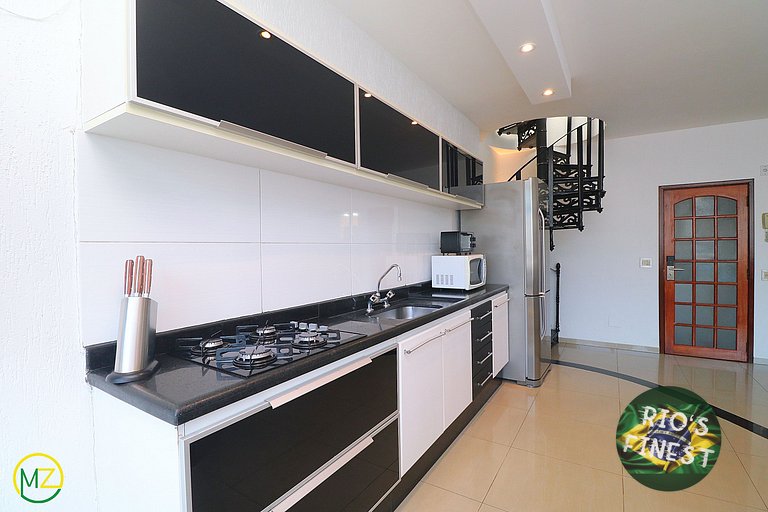 4 Bedroom Beachfront Penthouse with terrace in Rio de Janeir