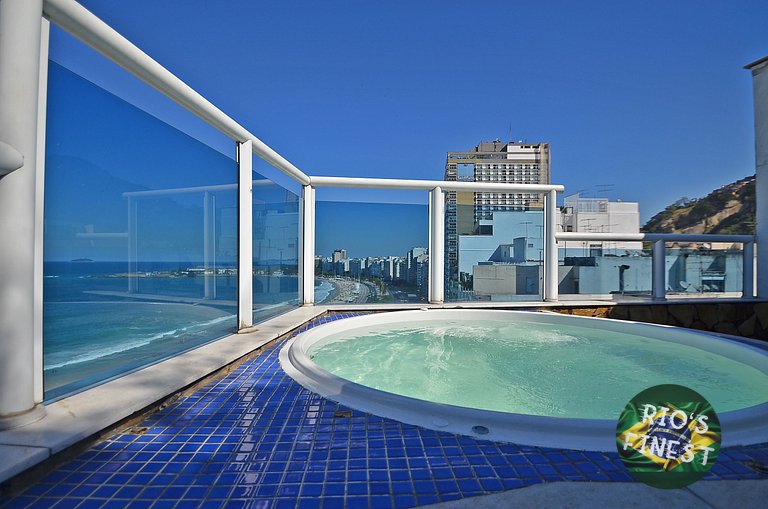 Beachfront Penthouse Apartment in Copacabana - Rio de Janeir