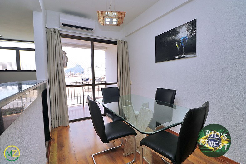 Close to Ipanema - Penthouse Apartment with Pool in Copacaba