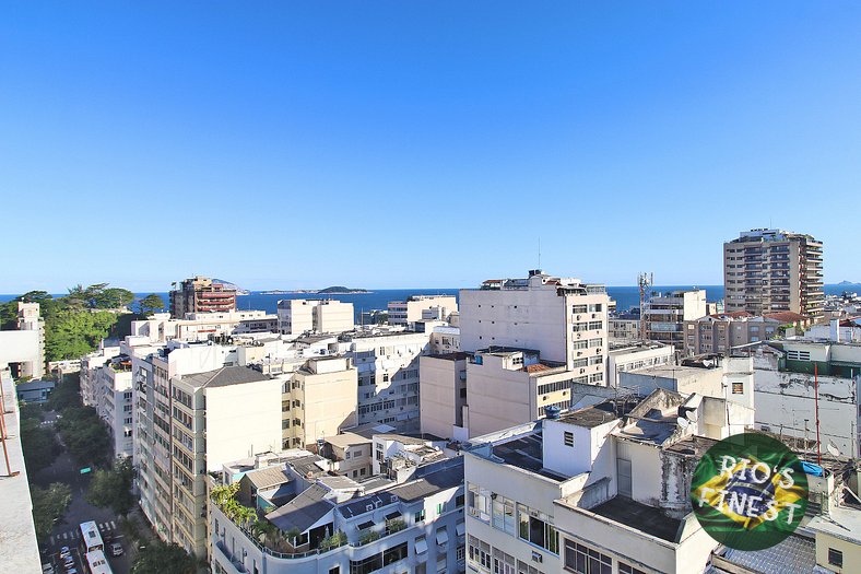 Copacabana Penthouse 2 Bedroom Apartment with Pool